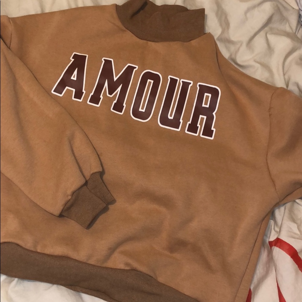 Sweatshirt